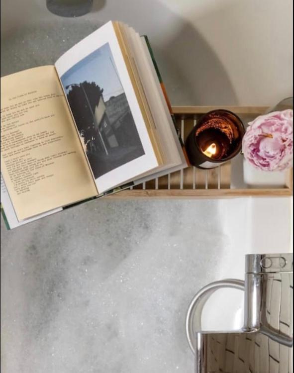 The Enlightened House Luxury Suites Amsterdam Bagian luar foto