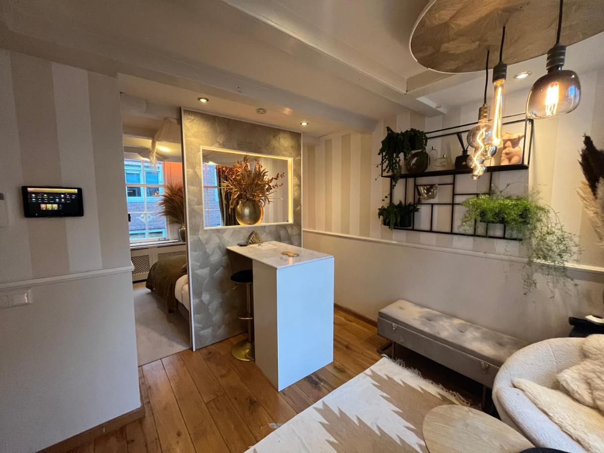 The Enlightened House Luxury Suites Amsterdam Bagian luar foto