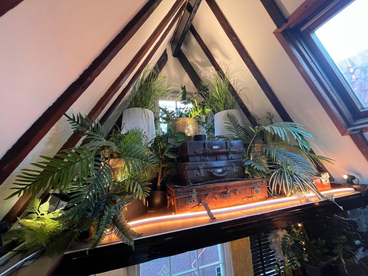 The Enlightened House Luxury Suites Amsterdam Bagian luar foto