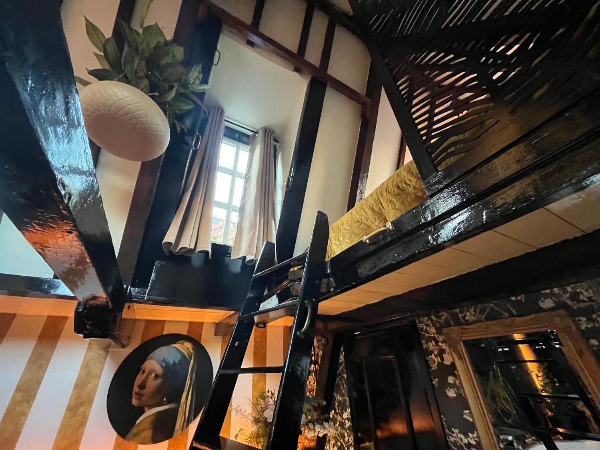 The Enlightened House Luxury Suites Amsterdam Bagian luar foto